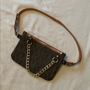 Michael Kors Fanny pack chain belt bag